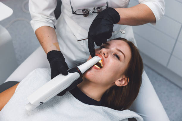 Best Emergency Dental Services Near Me  in Las Palmas Ii, TX