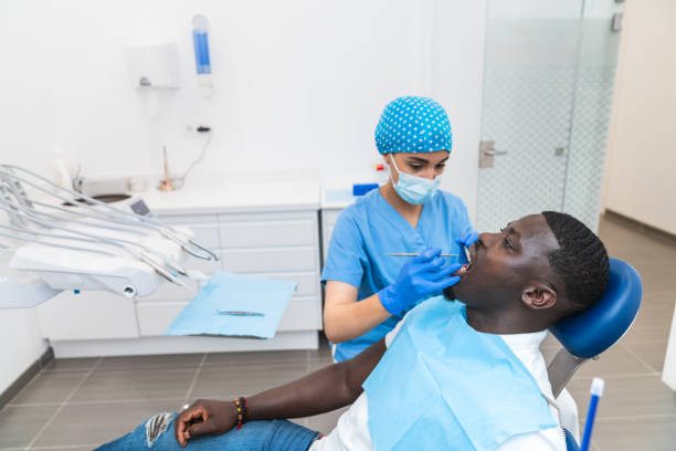 Best Emergency Dentist Near Me  in Las Palmas Ii, TX